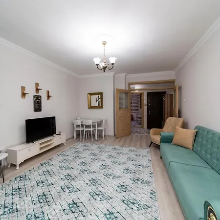 Апартаменти Pleasant Flat With Balcony In Kaleici